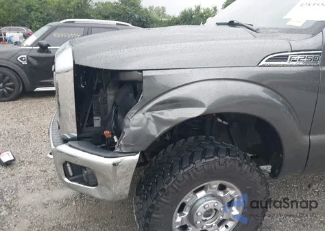 2015 Ford F-250 Xlt z USA, uszkodzony, nr VIN 1FT7W2B62FEC50538